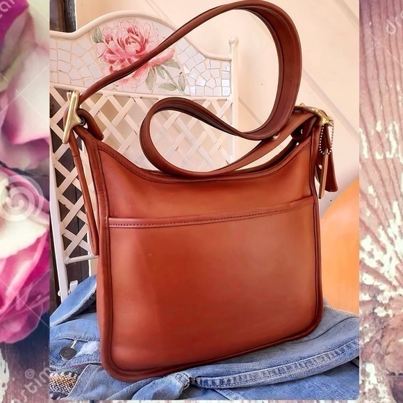 Coach Handbags - VINTAGE COACH LEGACY ZIP CROSSBODY HOBO BAG 9966